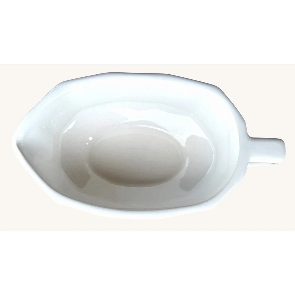 Vintage Pfaltzgraff Heritage White Gravy Boat & Underplate USA Ceramic 2 Piece